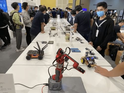華為變了,鴻蒙進(jìn)工廠下礦井,手機(jī)之外還賣家庭裝修物件